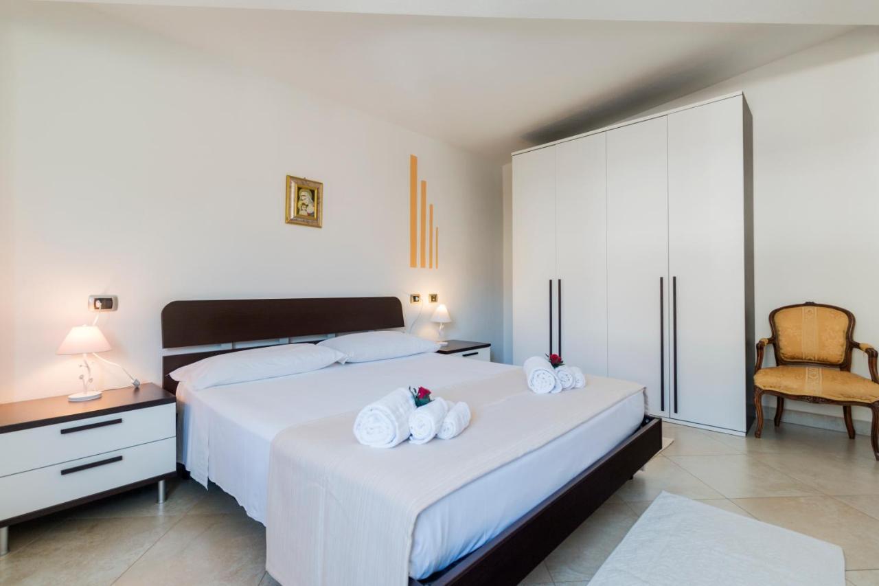 Royal Suite Apartment Cala Gonone Exterior foto