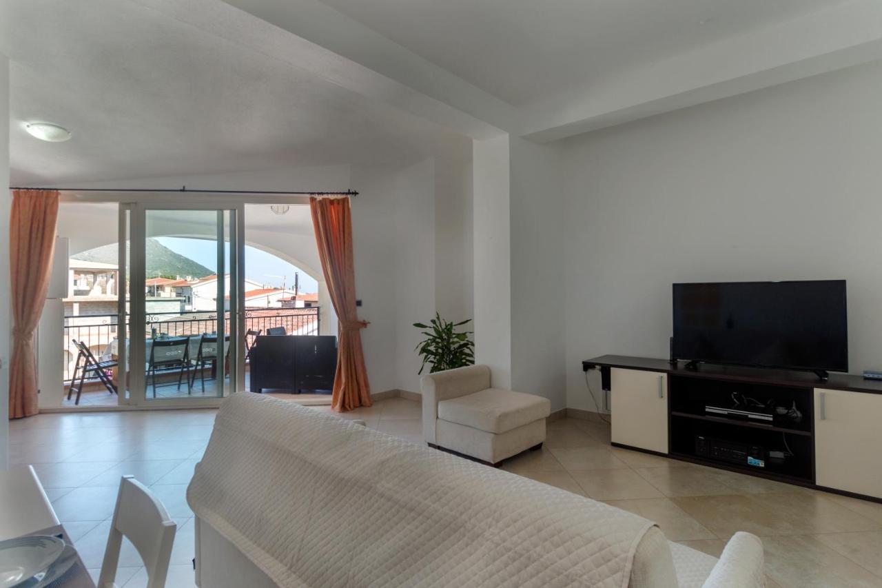 Royal Suite Apartment Cala Gonone Exterior foto